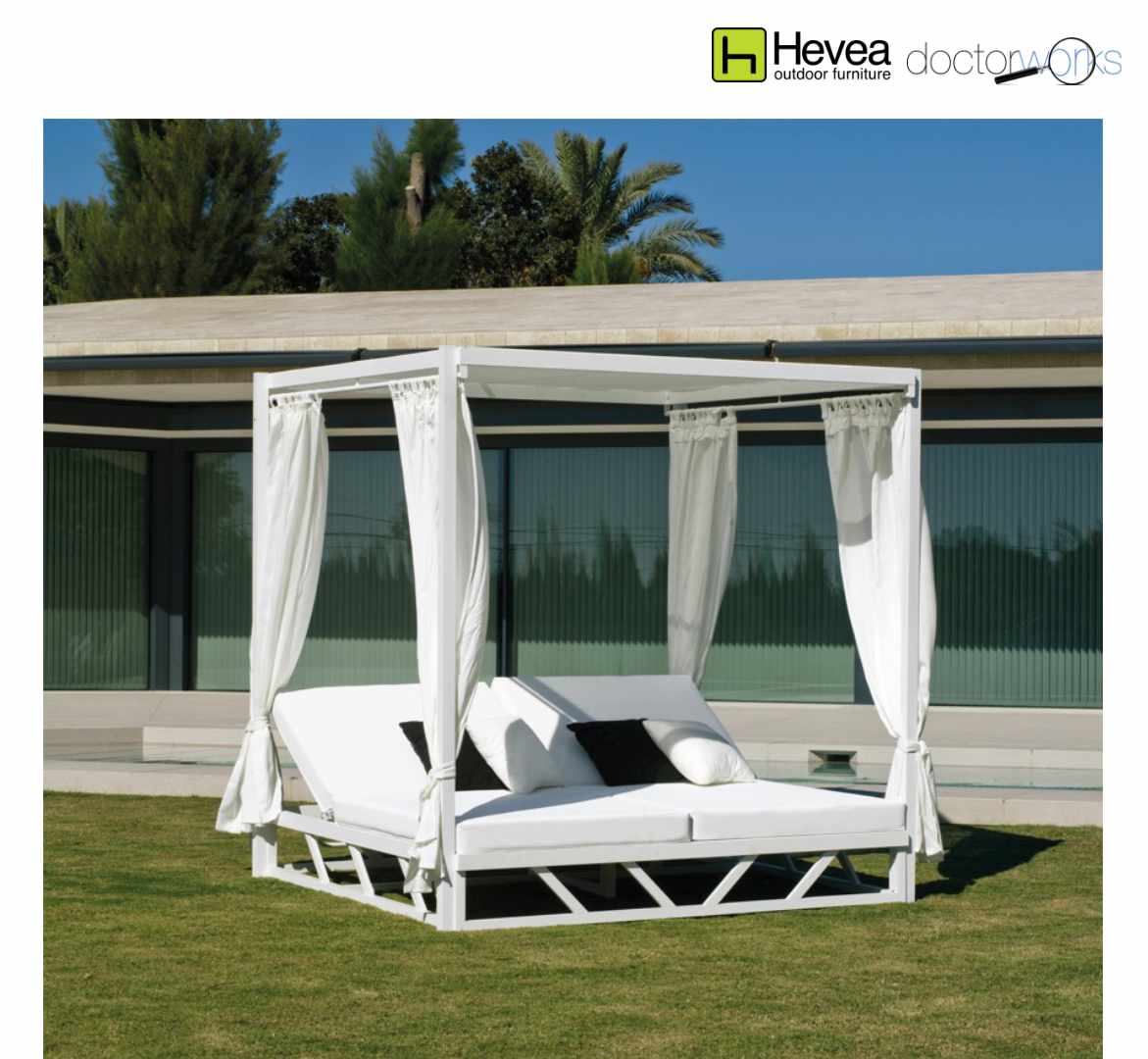 Cama balinesa Hevea Lux 210 estructura aluminio blanco, tela, cortinas y toldos blancos